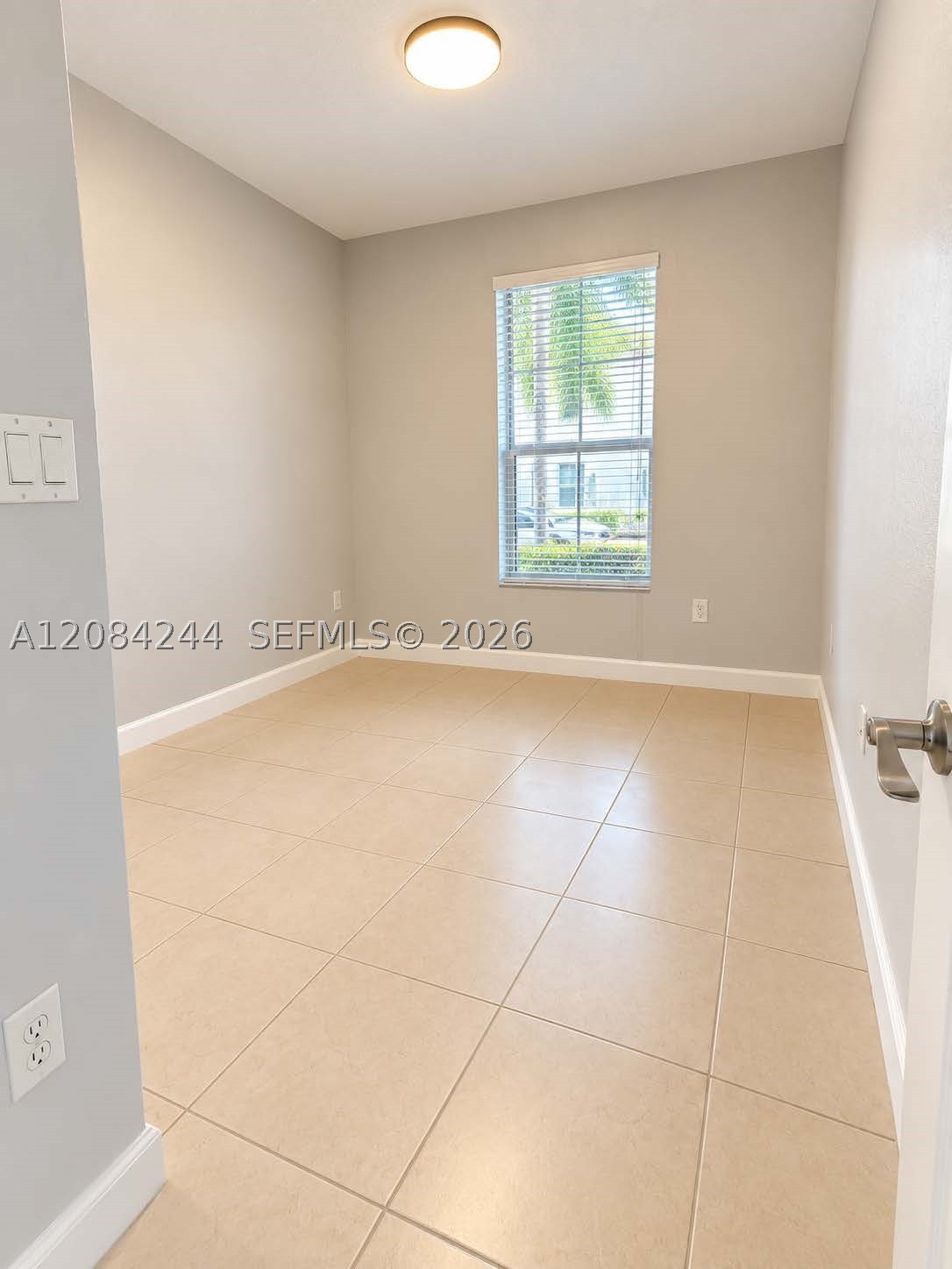17067 SW 93rd St #17067, Miami FL 33196
