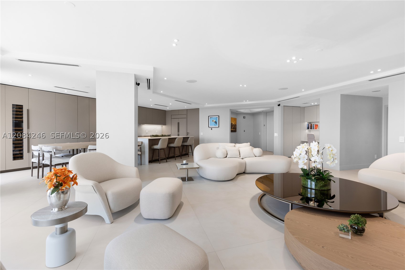 21050 Point Pl #902, Aventura FL 33180