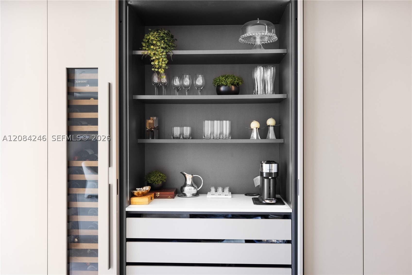 21050 Point Pl #902, Aventura FL 33180