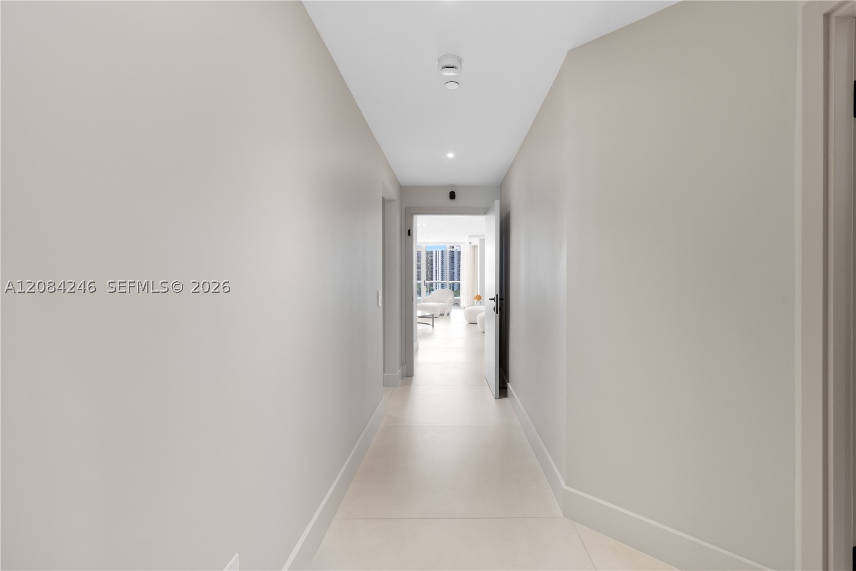 21050 Point Pl #902, Aventura FL 33180