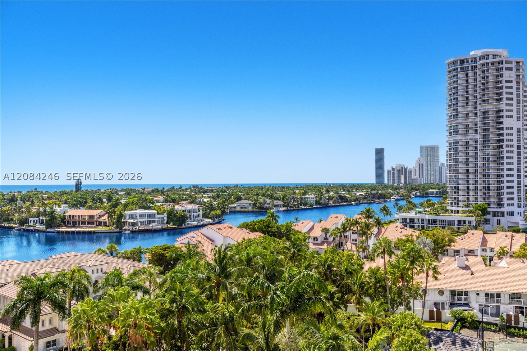 21050 Point Pl #902, Aventura FL 33180