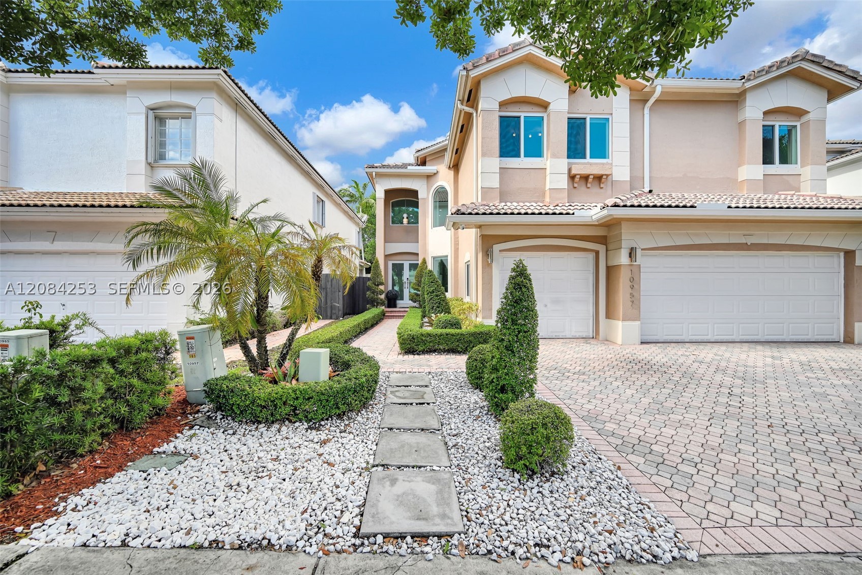 10957 NW 73rd Ter, Doral FL 33178