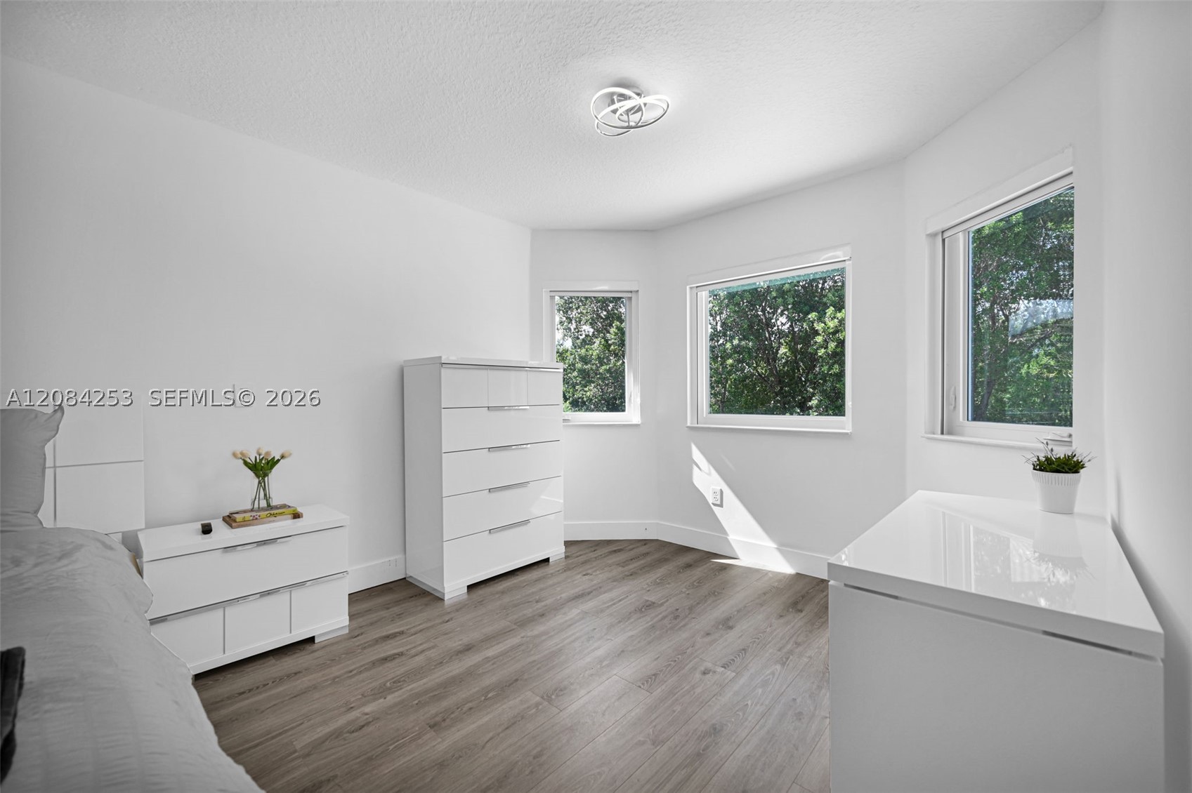 10957 NW 73rd Ter, Doral FL 33178