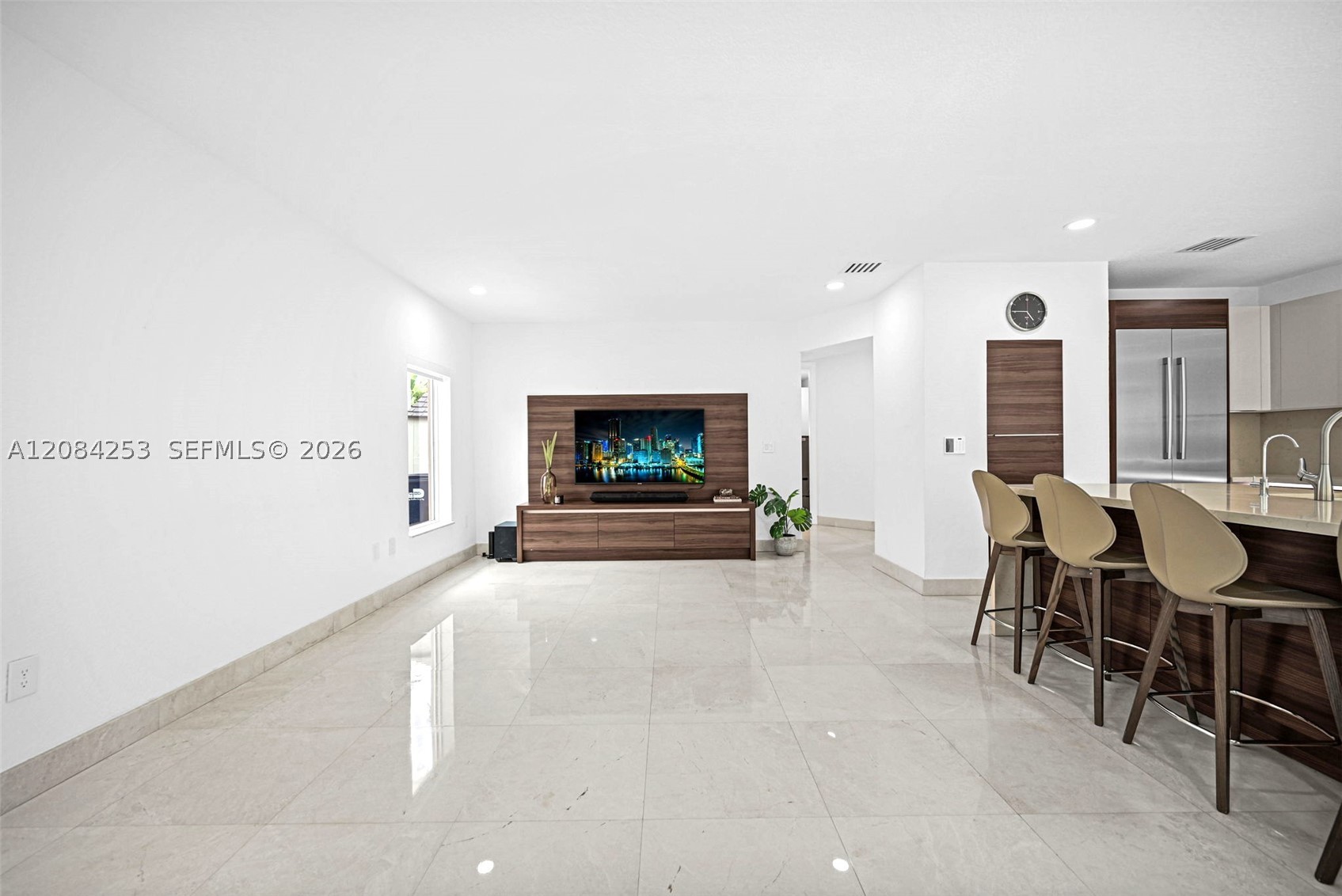 10957 NW 73rd Ter, Doral FL 33178