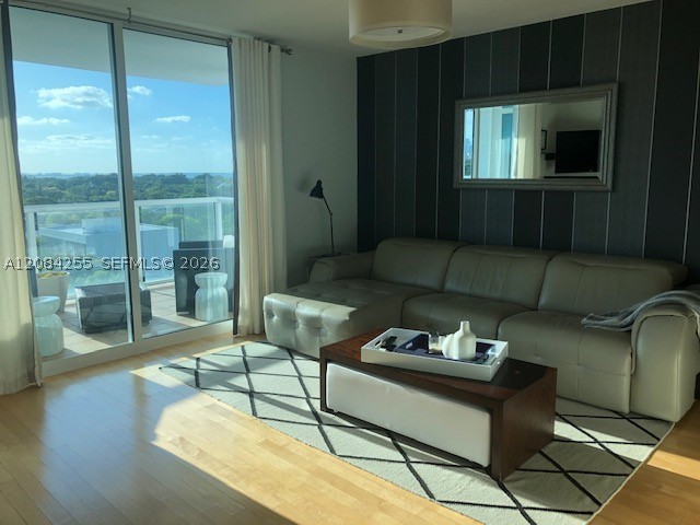 1401 SW 22nd St #1103, Miami FL 33145