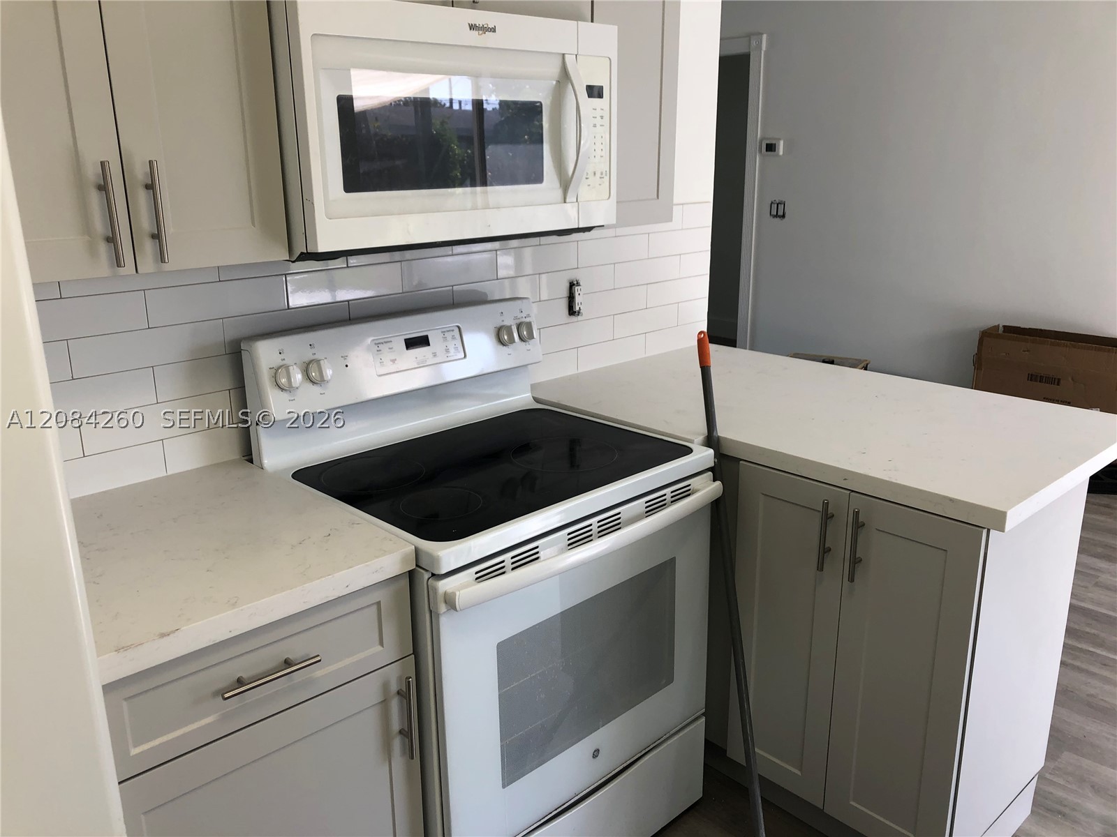 5001 SW 94th Way, Cooper City FL 33328