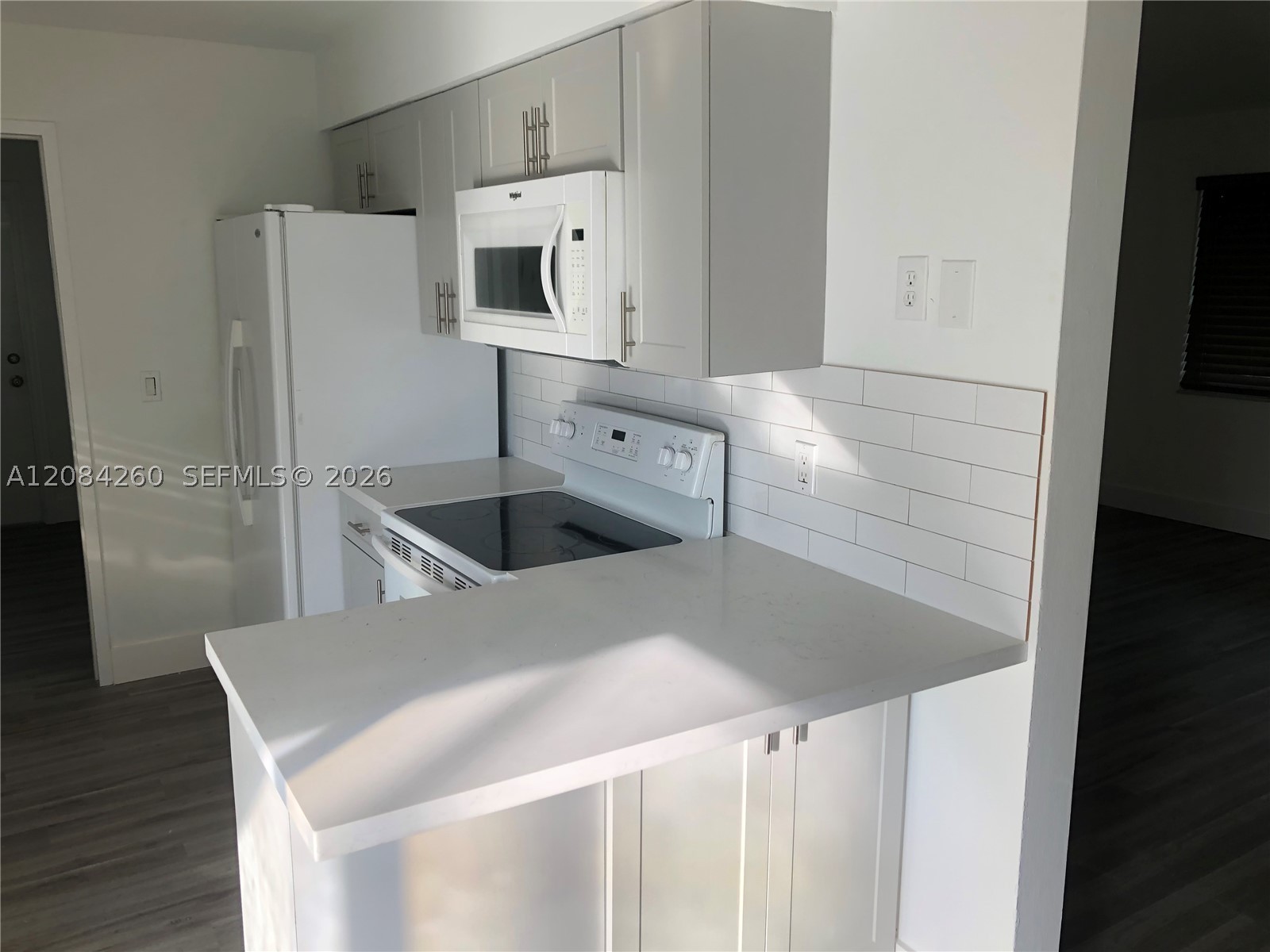 5001 SW 94th Way, Cooper City FL 33328
