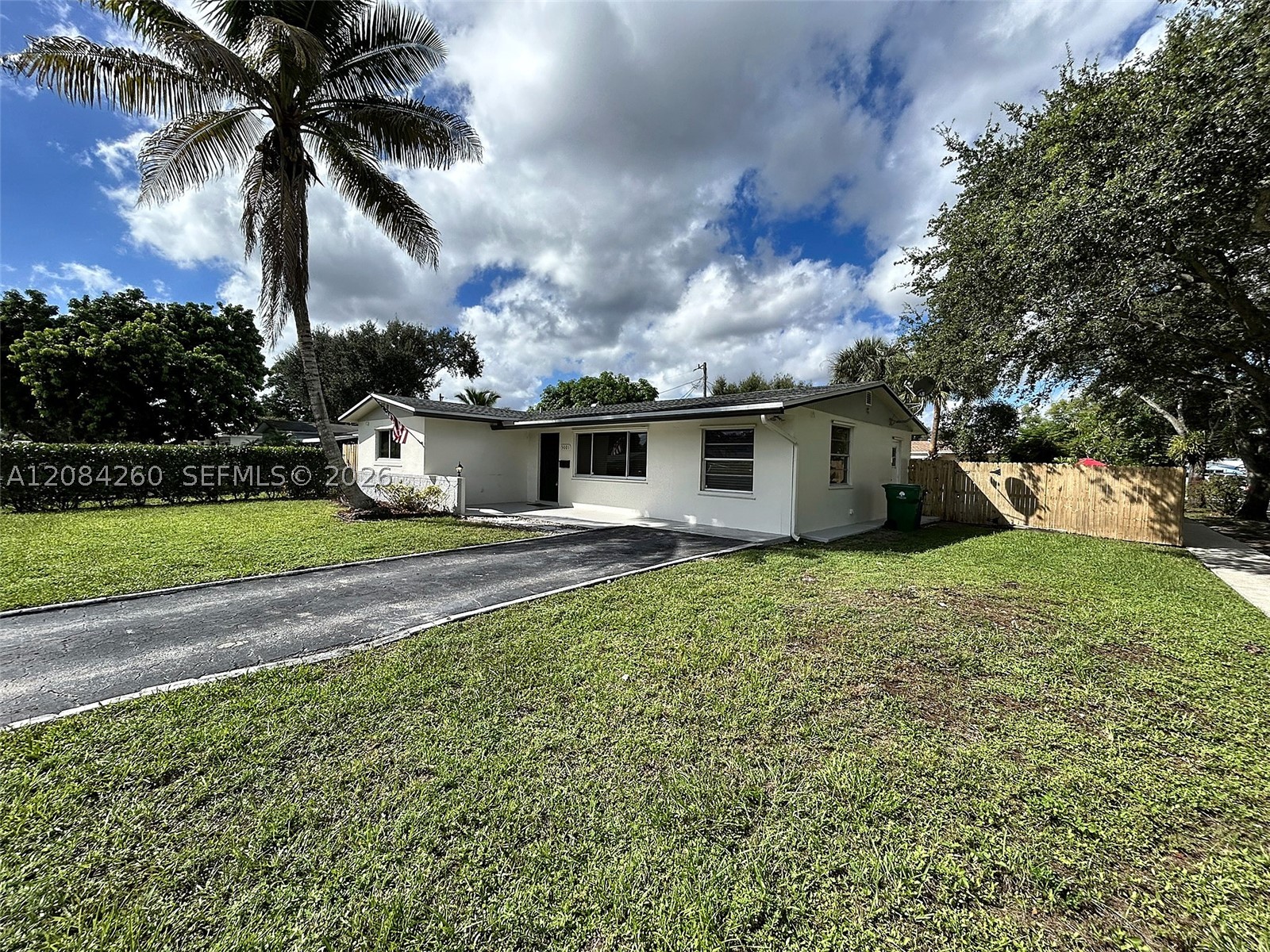 5001 SW 94th Way, Cooper City FL 33328