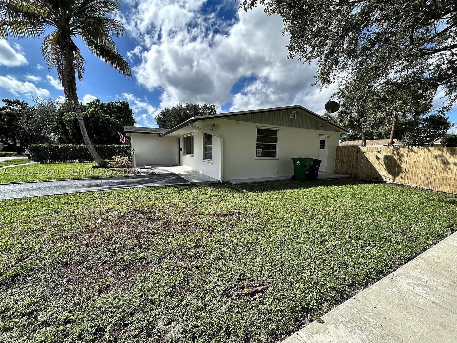 5001 SW 94th Way, Cooper City FL 33328
