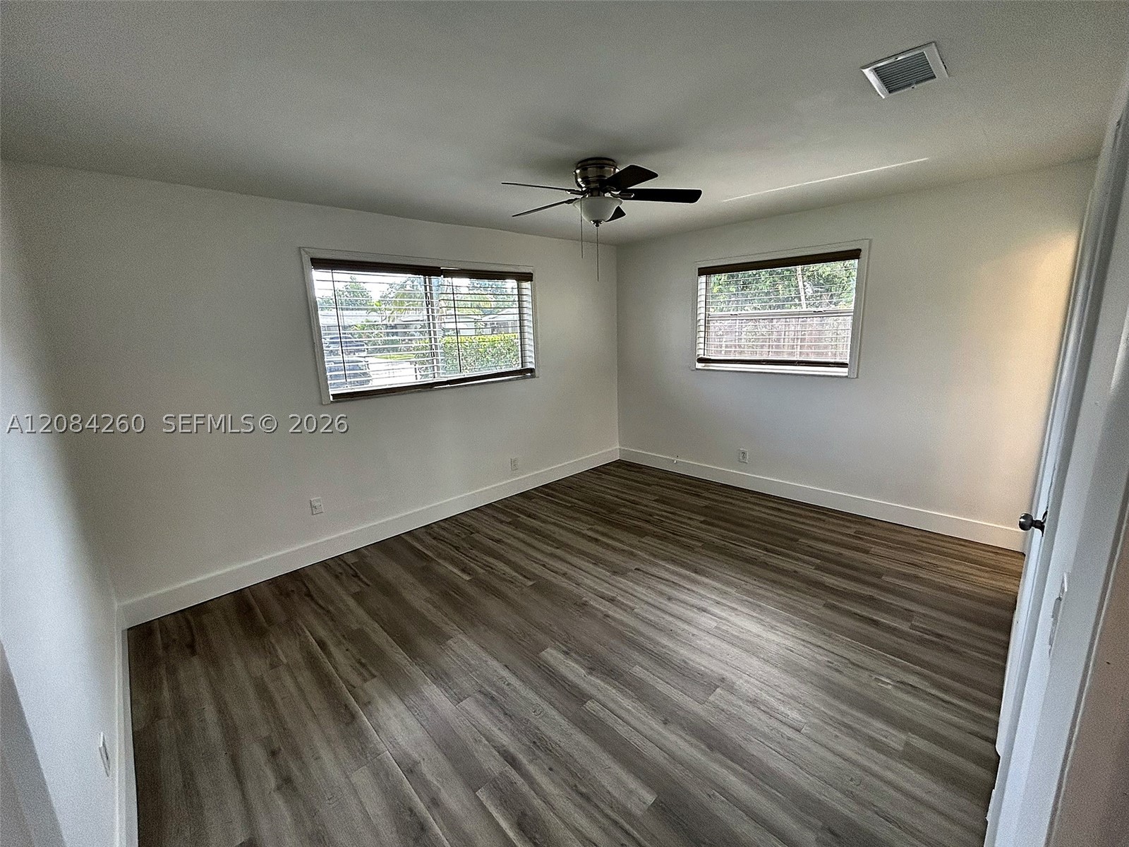 5001 SW 94th Way, Cooper City FL 33328