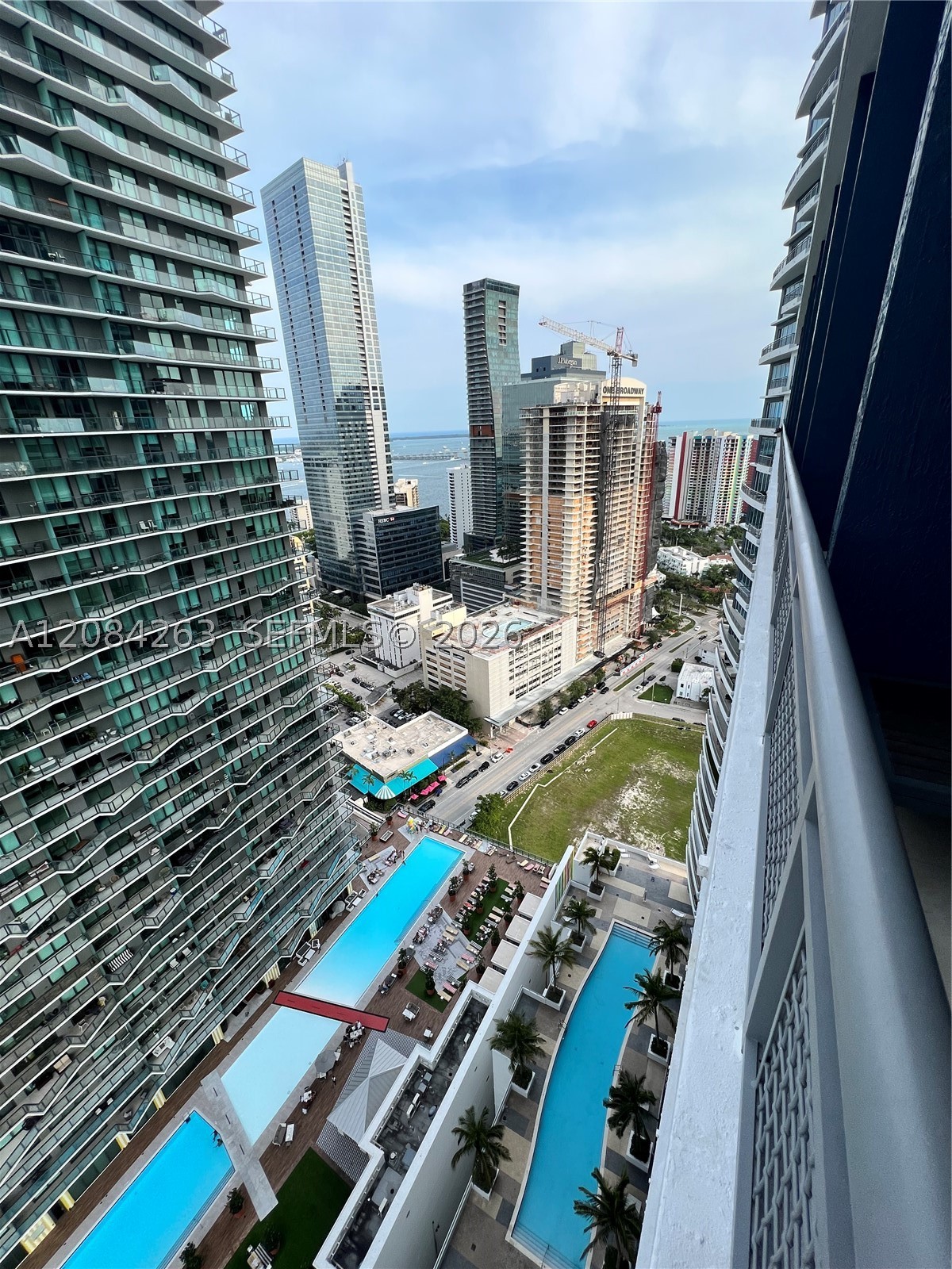60 SW 13th St #3222, Miami FL 33130