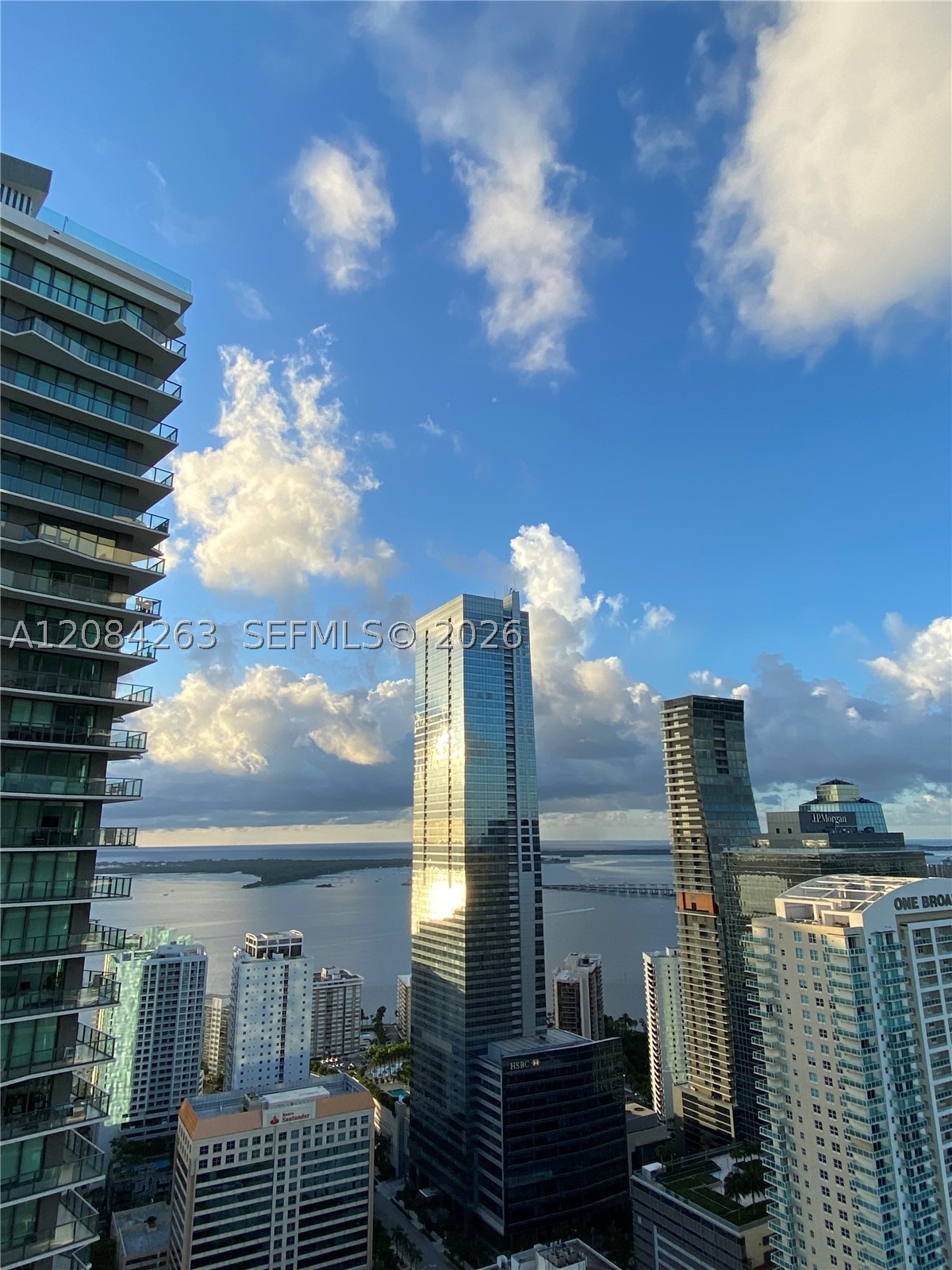 60 SW 13th St #3222, Miami FL 33130