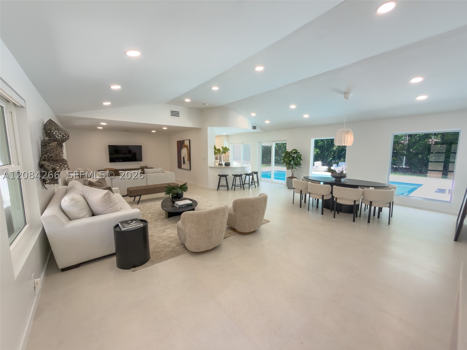7895 SW 76th Ter, Miami FL 33143