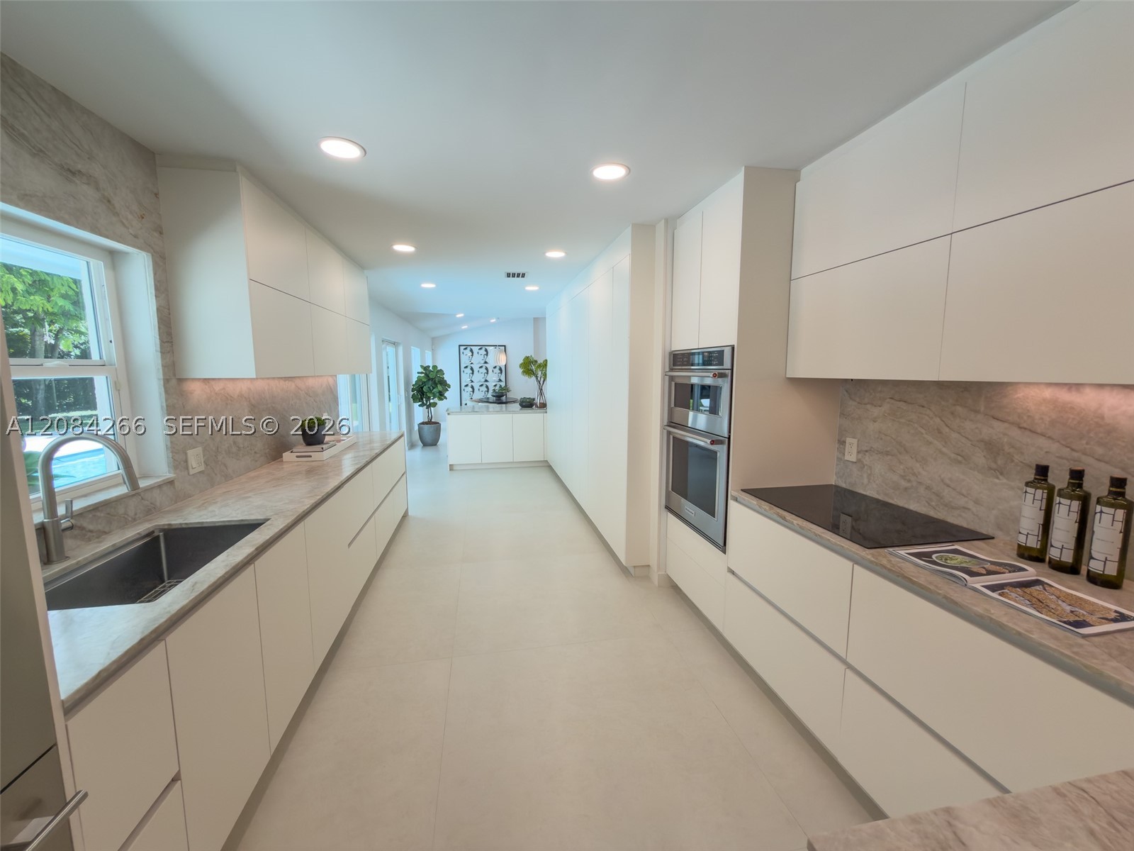 7895 SW 76th Ter, Miami FL 33143