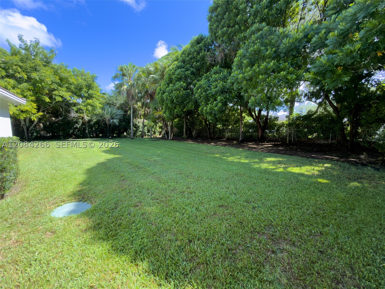 7895 SW 76th Ter, Miami FL 33143