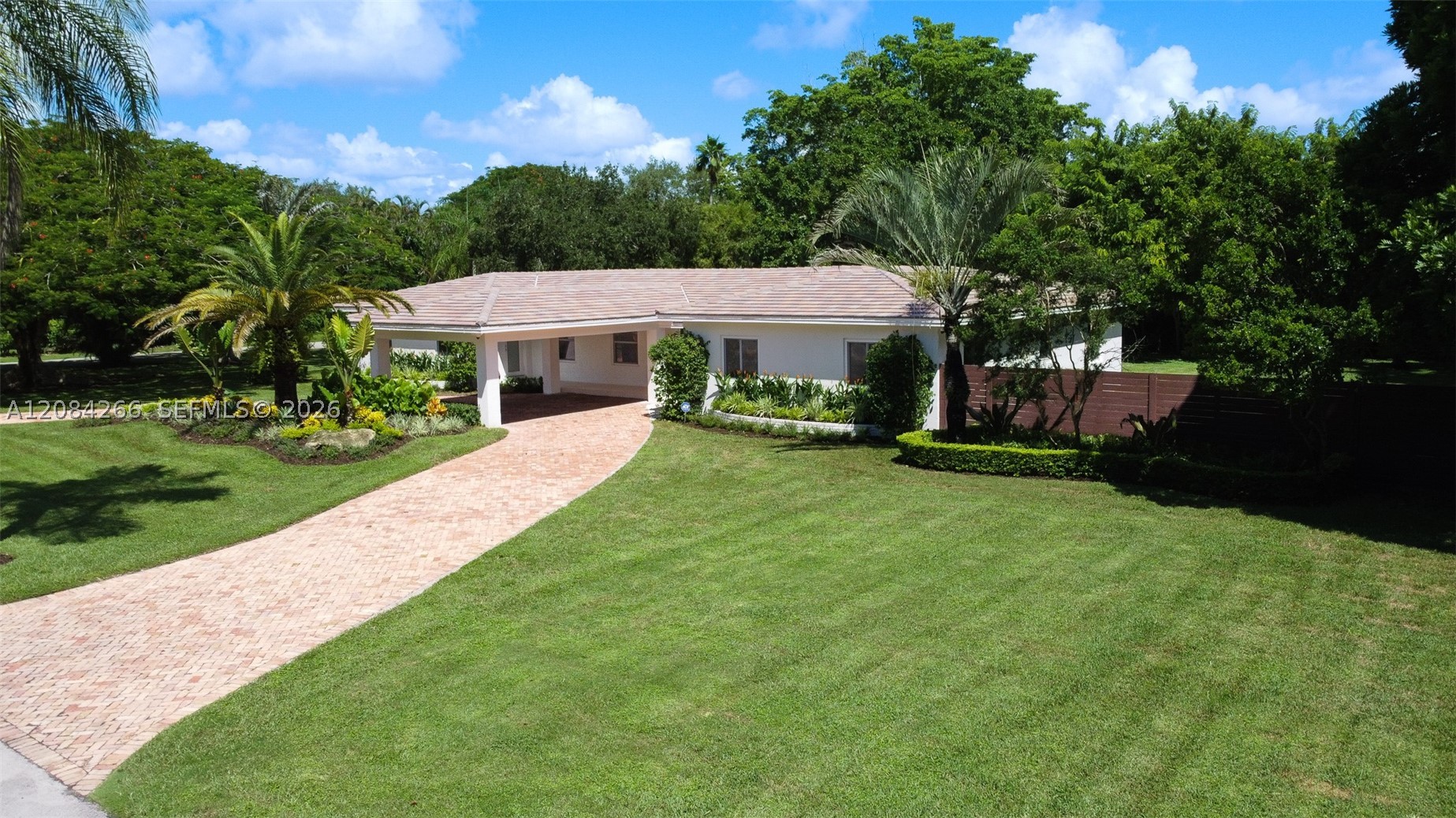 7895 SW 76th Ter, Miami FL 33143