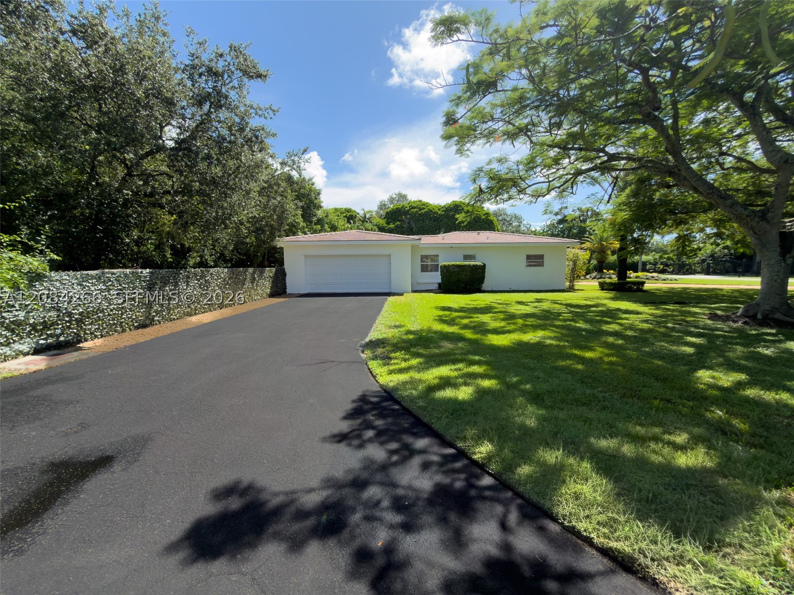 7895 SW 76th Ter, Miami FL 33143