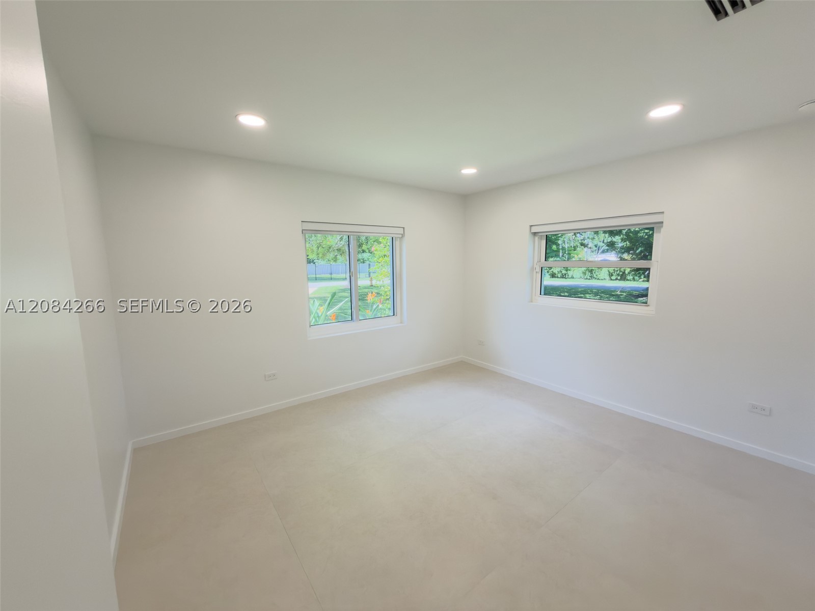 7895 SW 76th Ter, Miami FL 33143