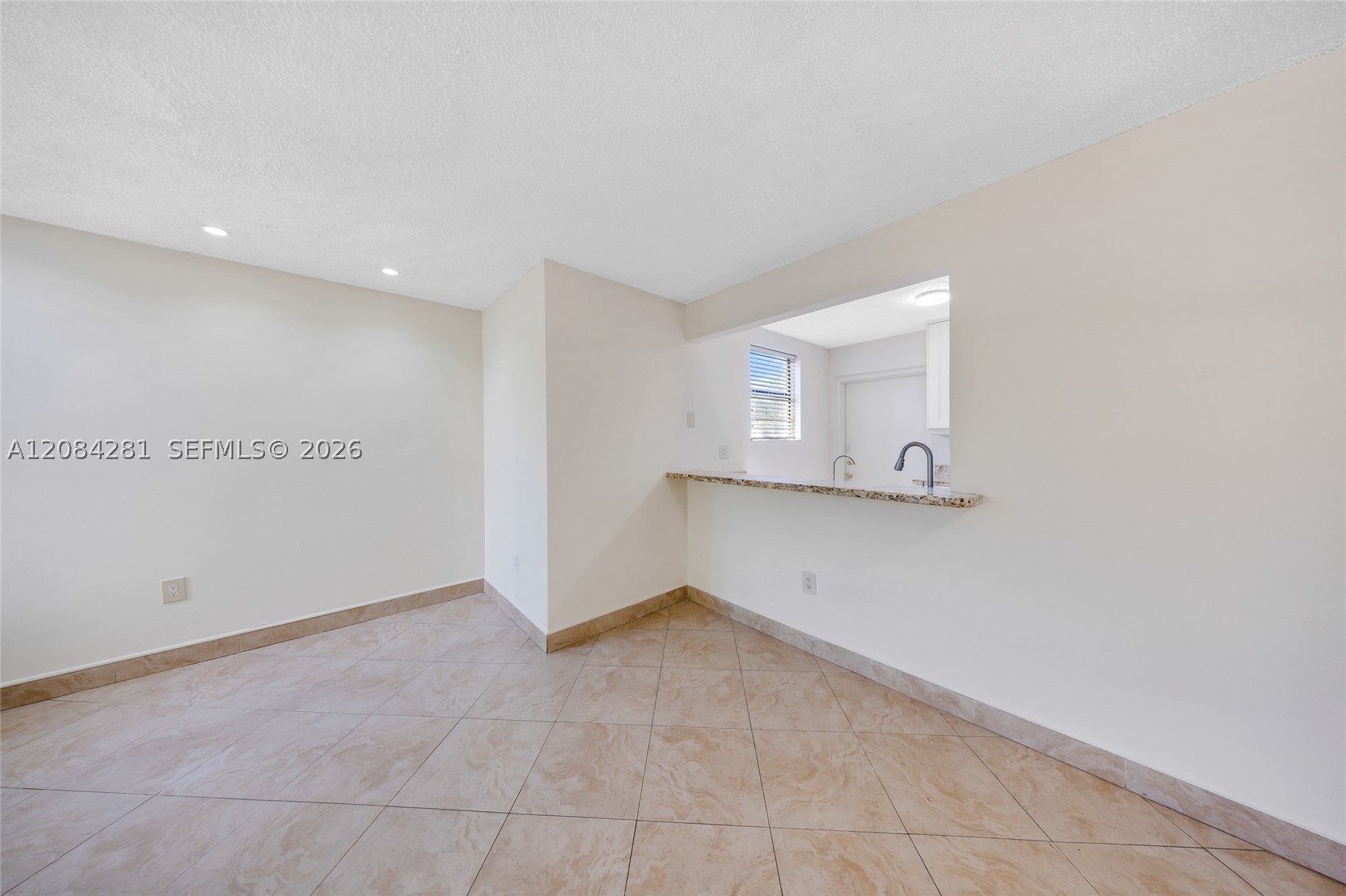 230 Canal St #202, Miami Springs FL 33166