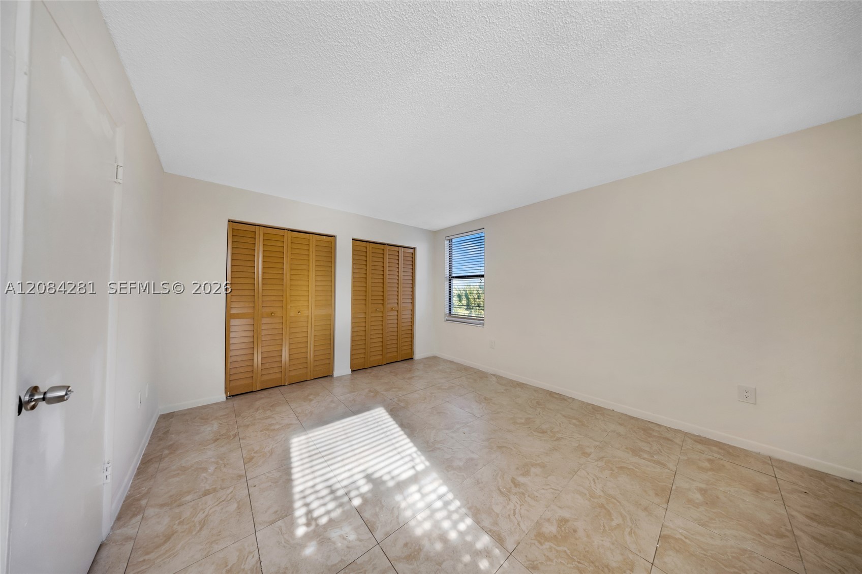 230 Canal St #202, Miami Springs FL 33166