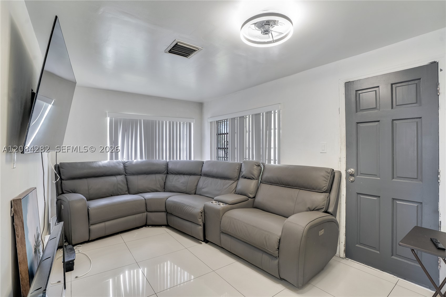 1146 Jann Ave, Opa Locka FL 33054