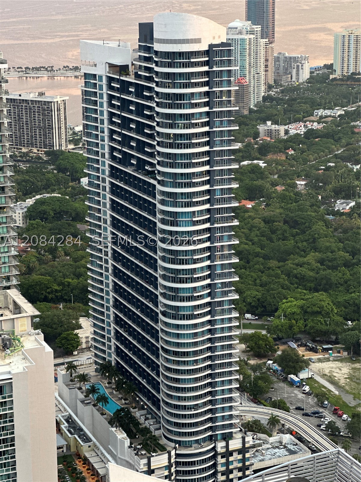 60 SW 13th St #4006, Miami FL 33130