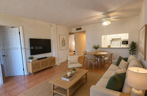 10000 NW 80 Ct #2537, Hialeah Gardens FL 33016