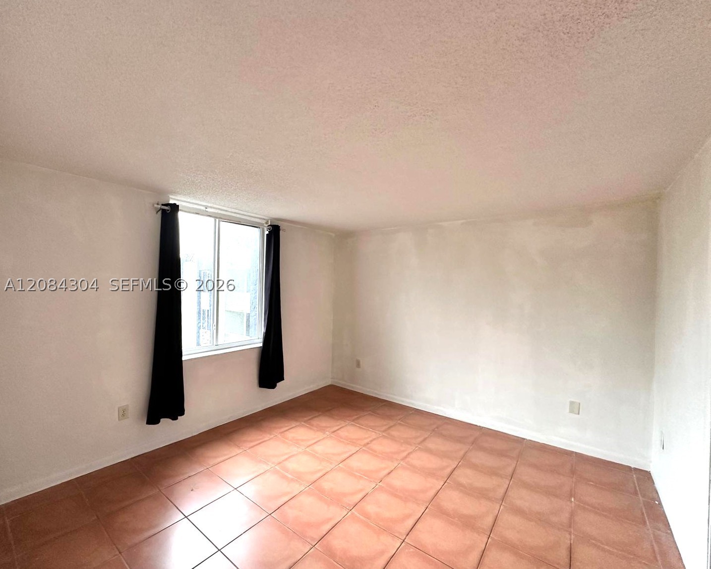 10000 NW 80 Ct #2537, Hialeah Gardens FL 33016
