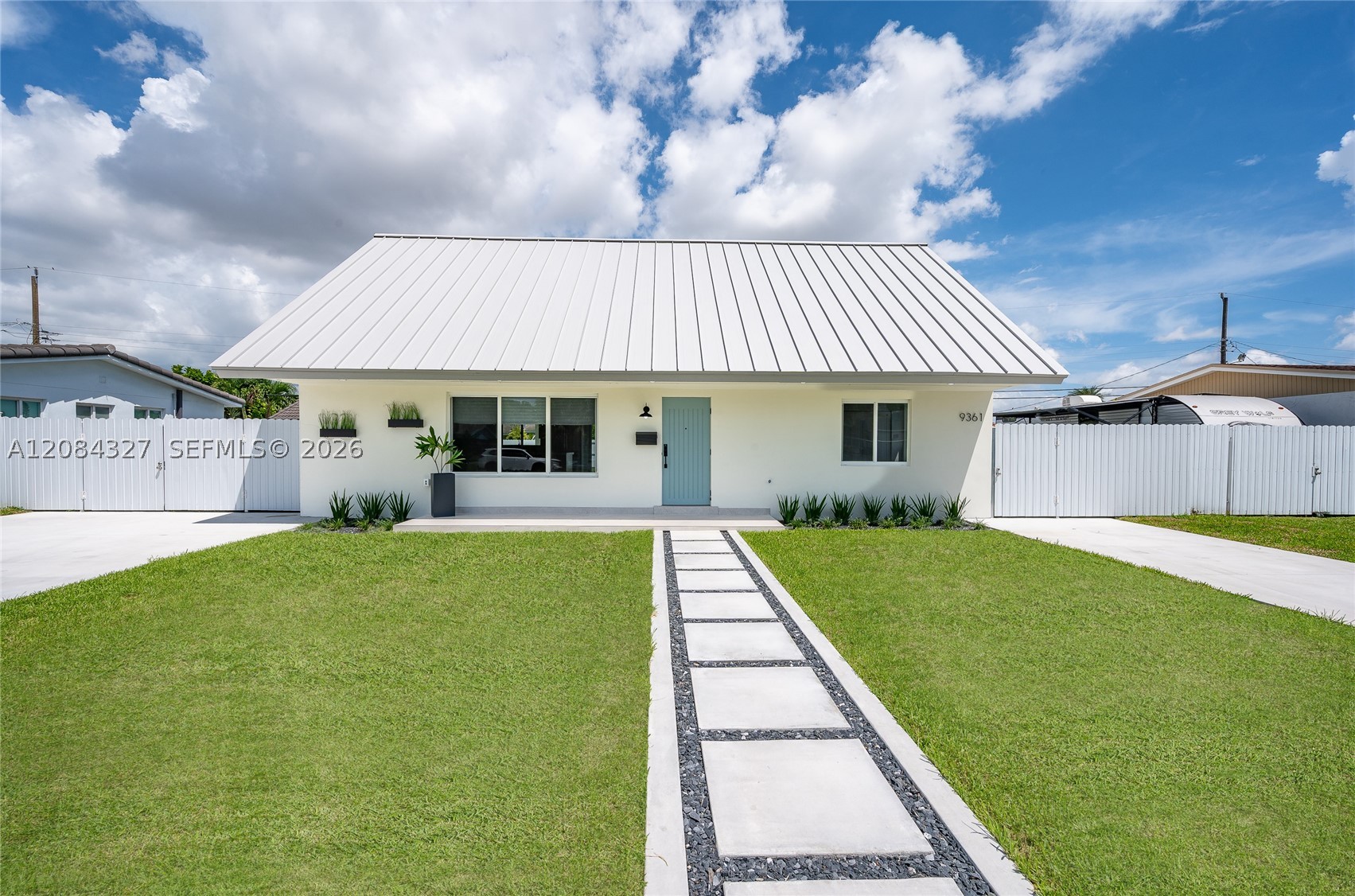 9361 SW 27th St, Miami FL 33165
