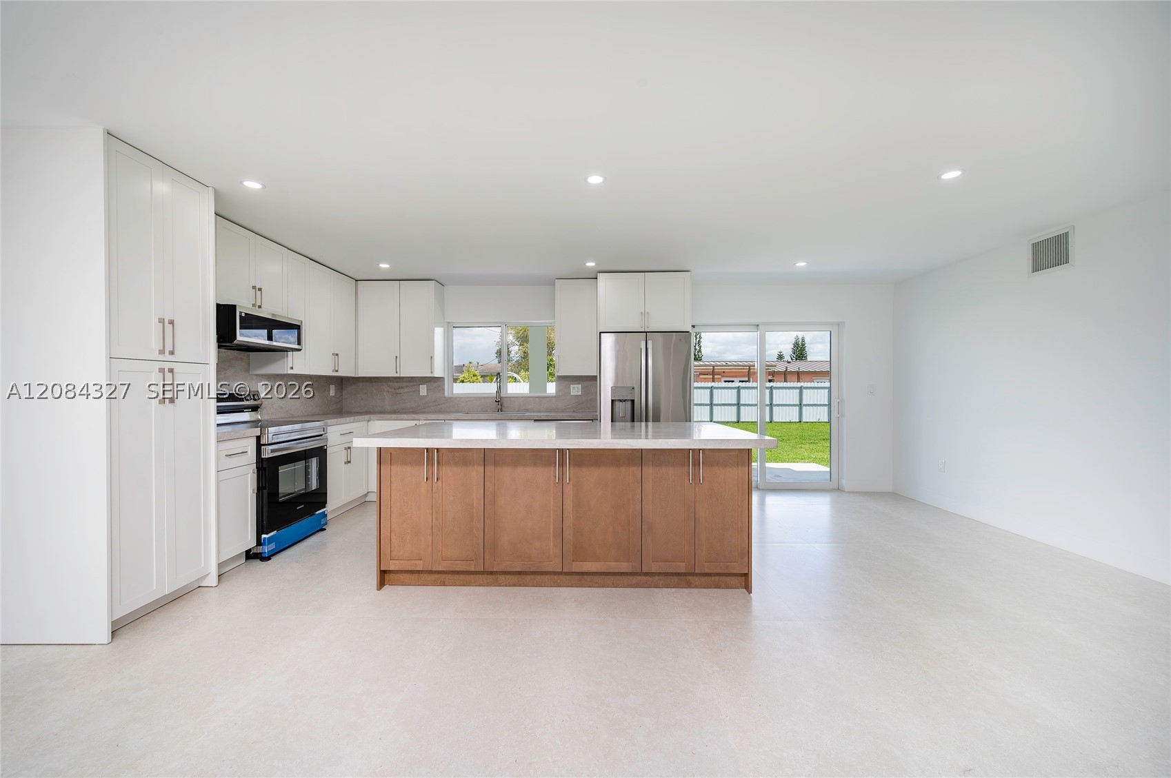 9361 SW 27th St, Miami FL 33165