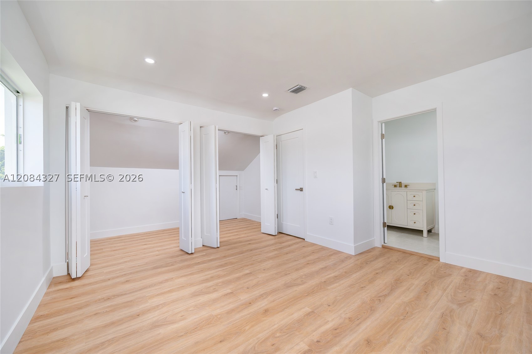 9361 SW 27th St, Miami FL 33165