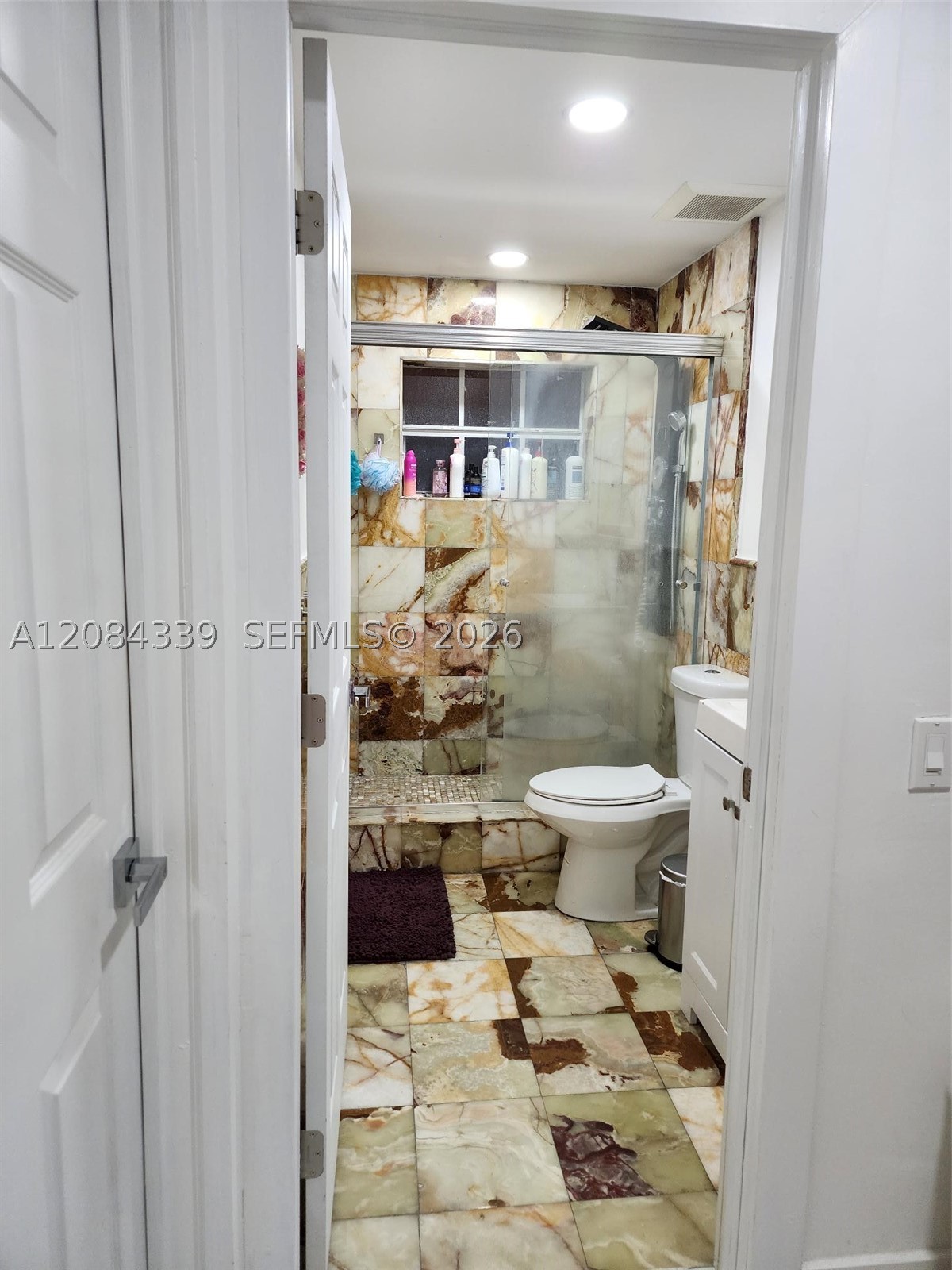 8240 SW 38th St, Miami FL 33155