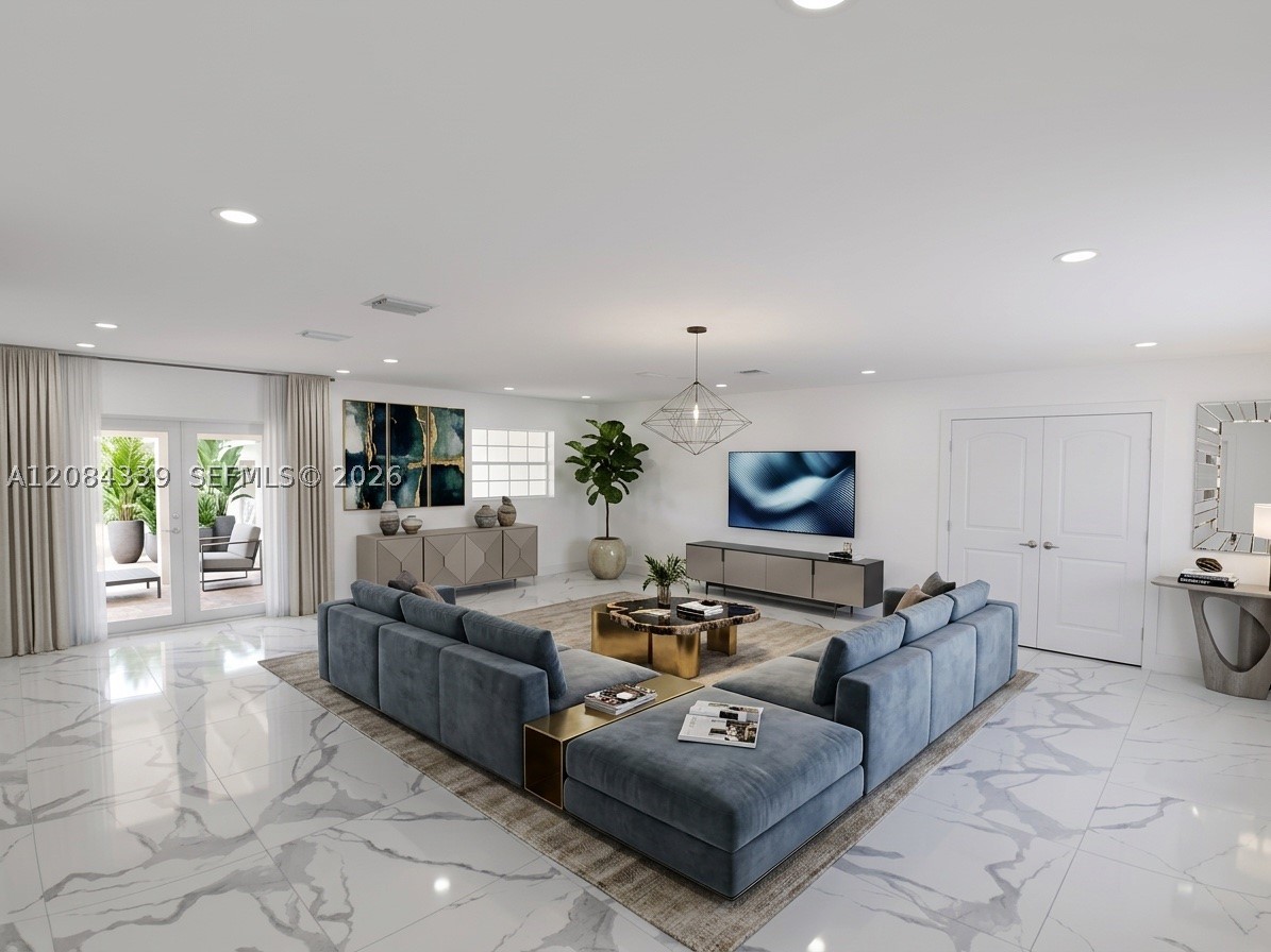 8240 SW 38th St, Miami FL 33155