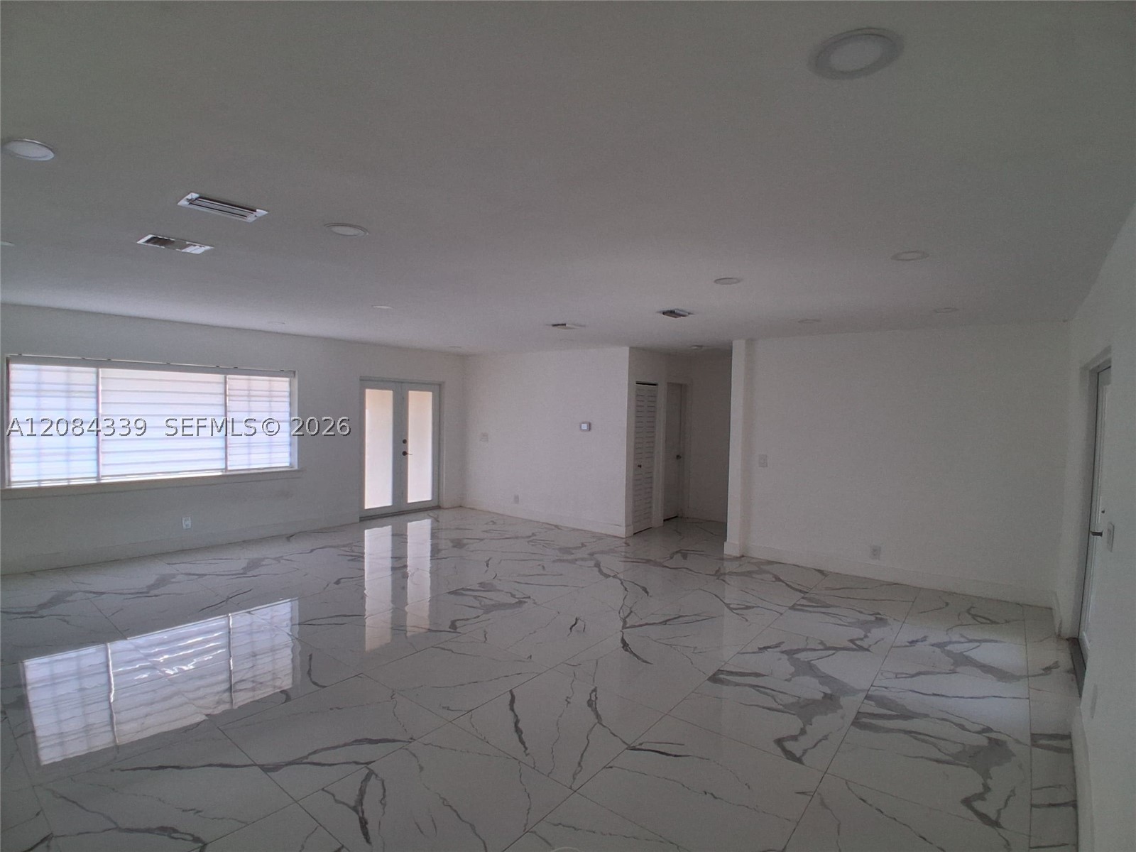 8240 SW 38th St, Miami FL 33155