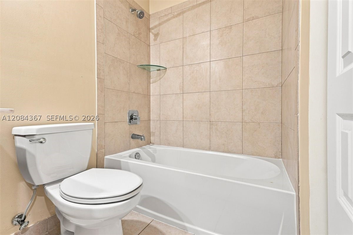 10455 NW 82nd St #10, Doral FL 33178