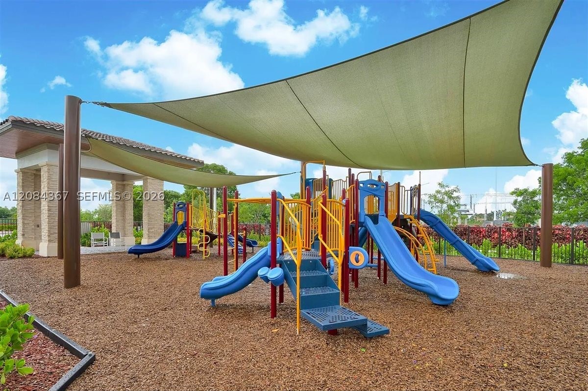 10455 NW 82nd St #10, Doral FL 33178
