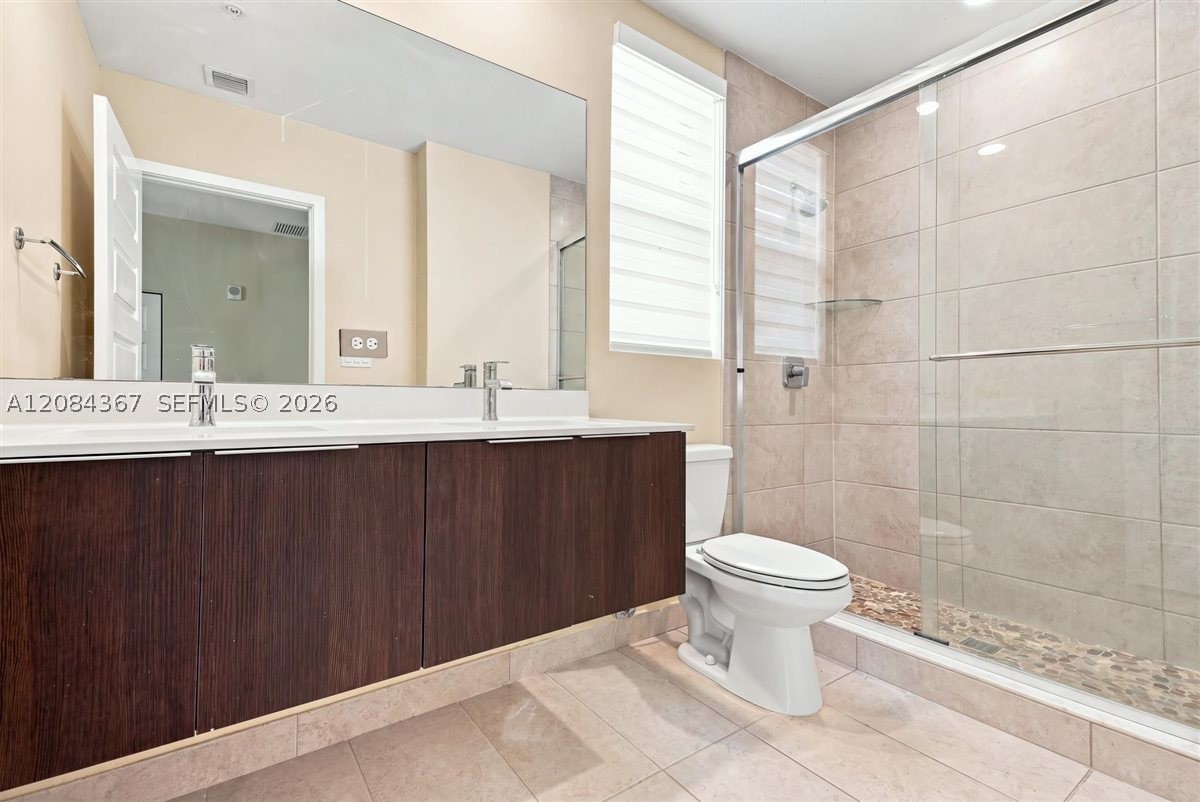 10455 NW 82nd St #10, Doral FL 33178