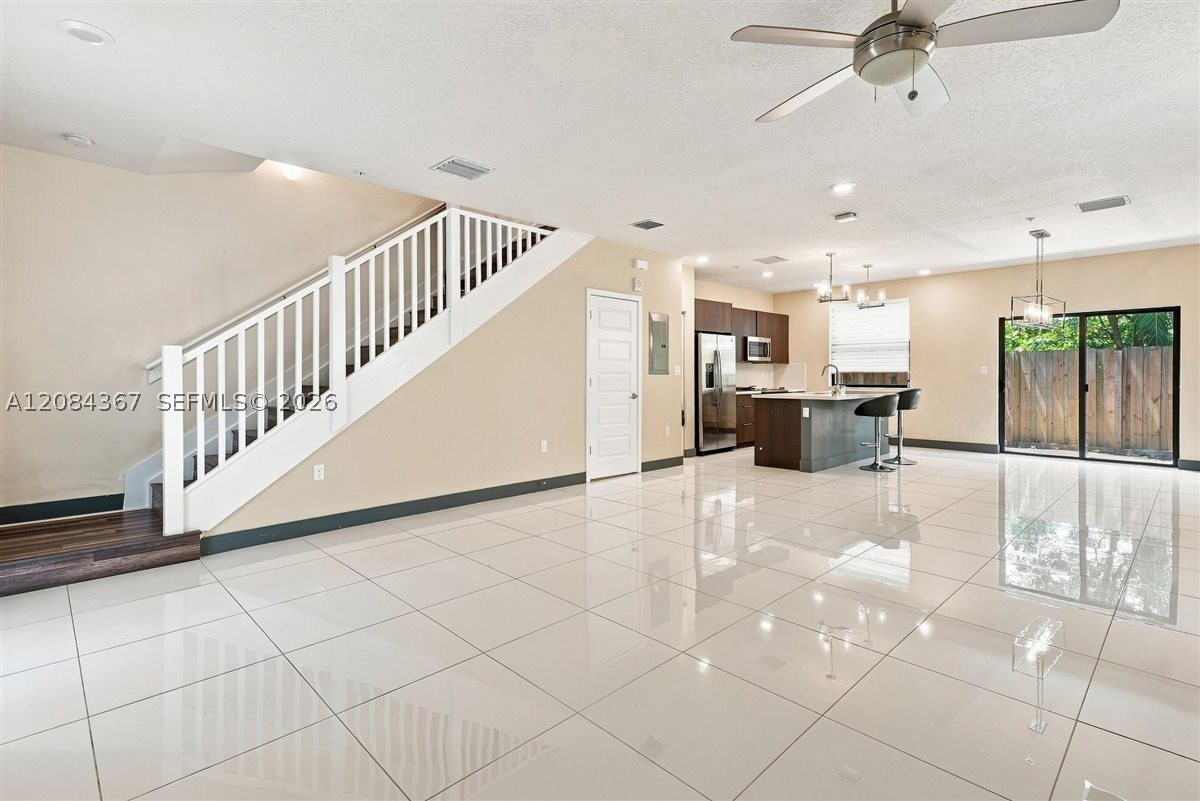 10455 NW 82nd St #10, Doral FL 33178