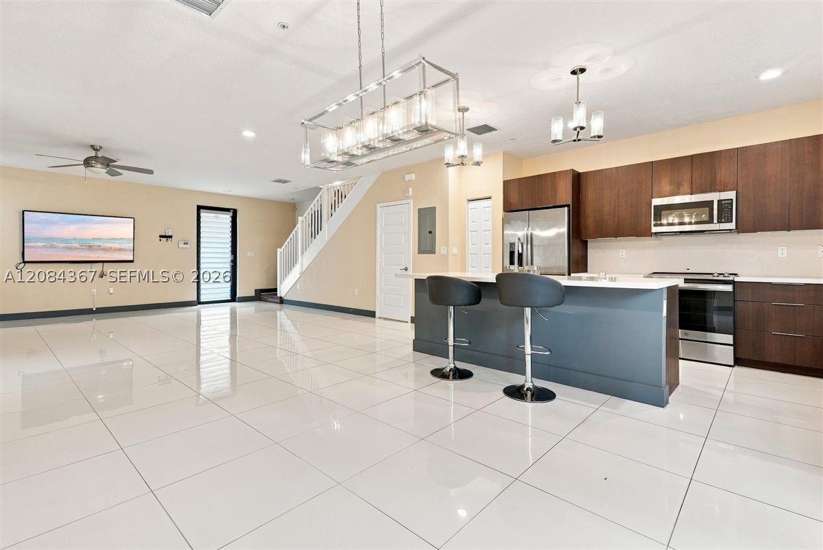 10455 NW 82nd St #10, Doral FL 33178