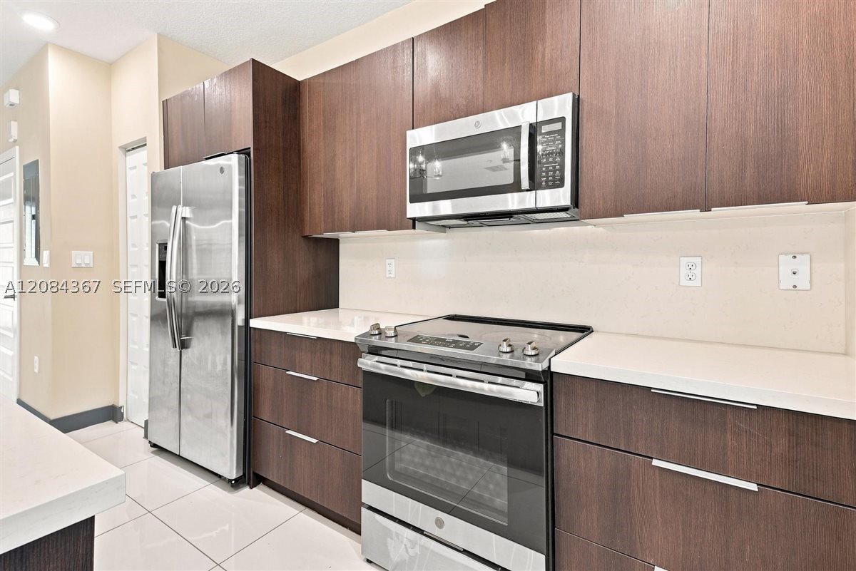 10455 NW 82nd St #10, Doral FL 33178