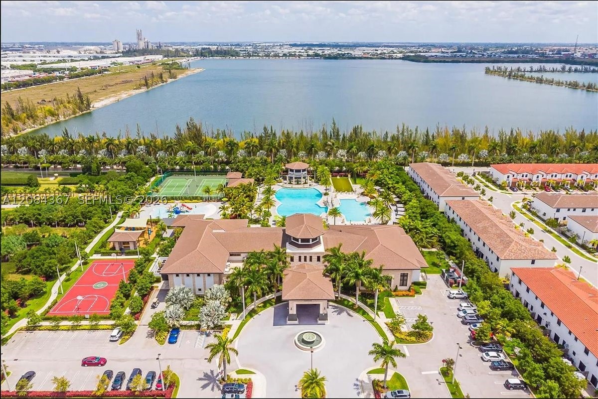 10455 NW 82nd St #10, Doral FL 33178