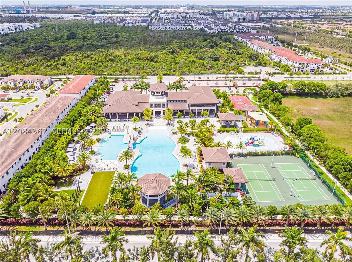 10455 NW 82nd St #10, Doral FL 33178