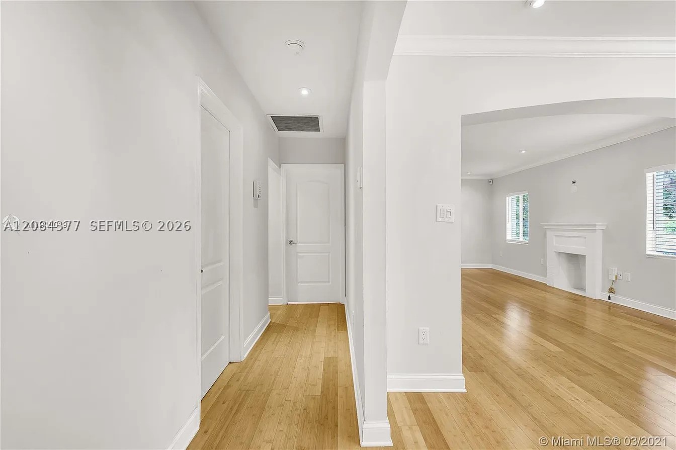 375 SW 20th Rd #1, Miami FL 33129