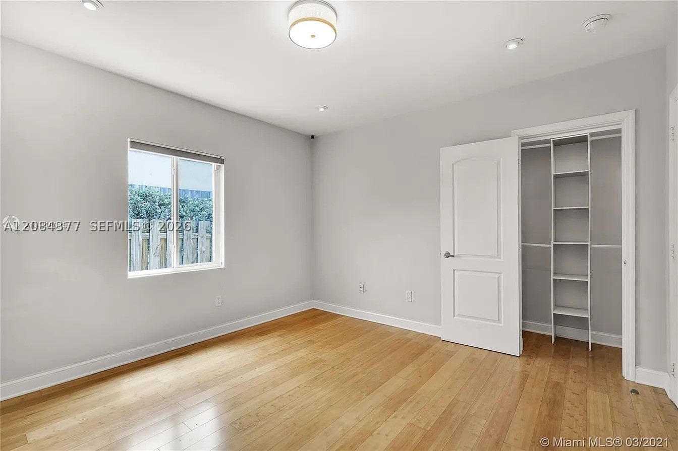 375 SW 20th Rd #1, Miami FL 33129