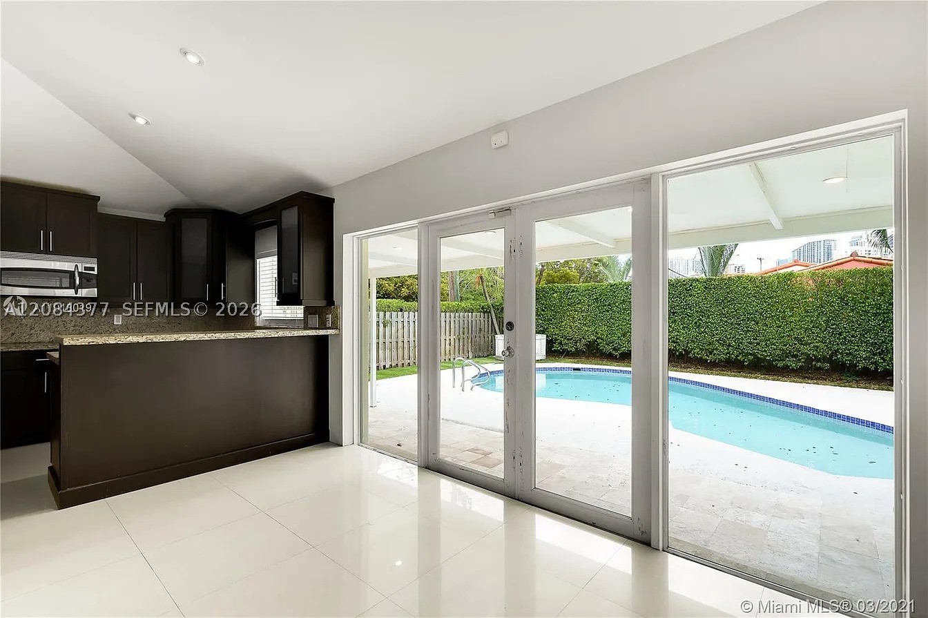 375 SW 20th Rd #1, Miami FL 33129