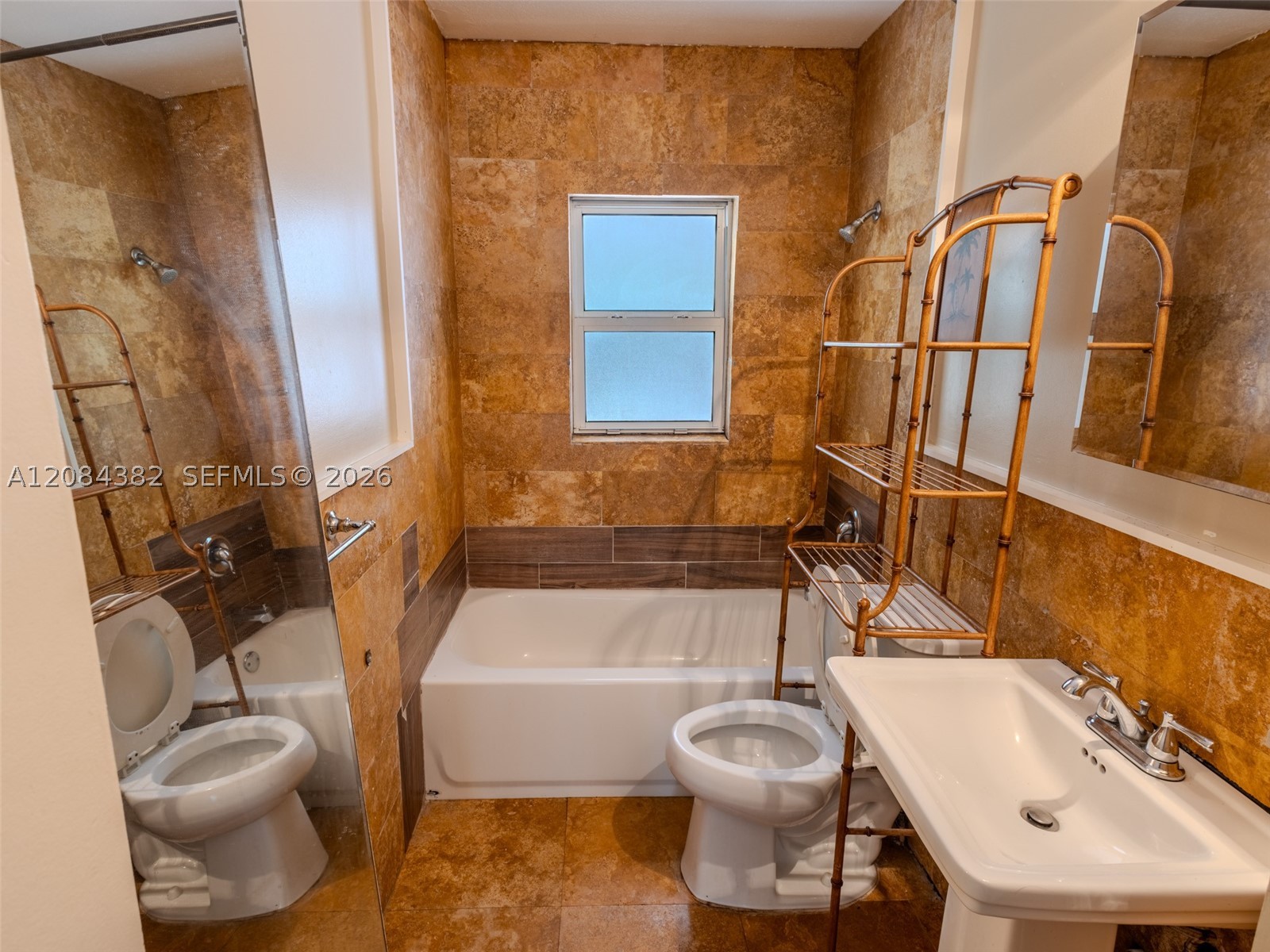 520 NE 129th St, North Miami FL 33161