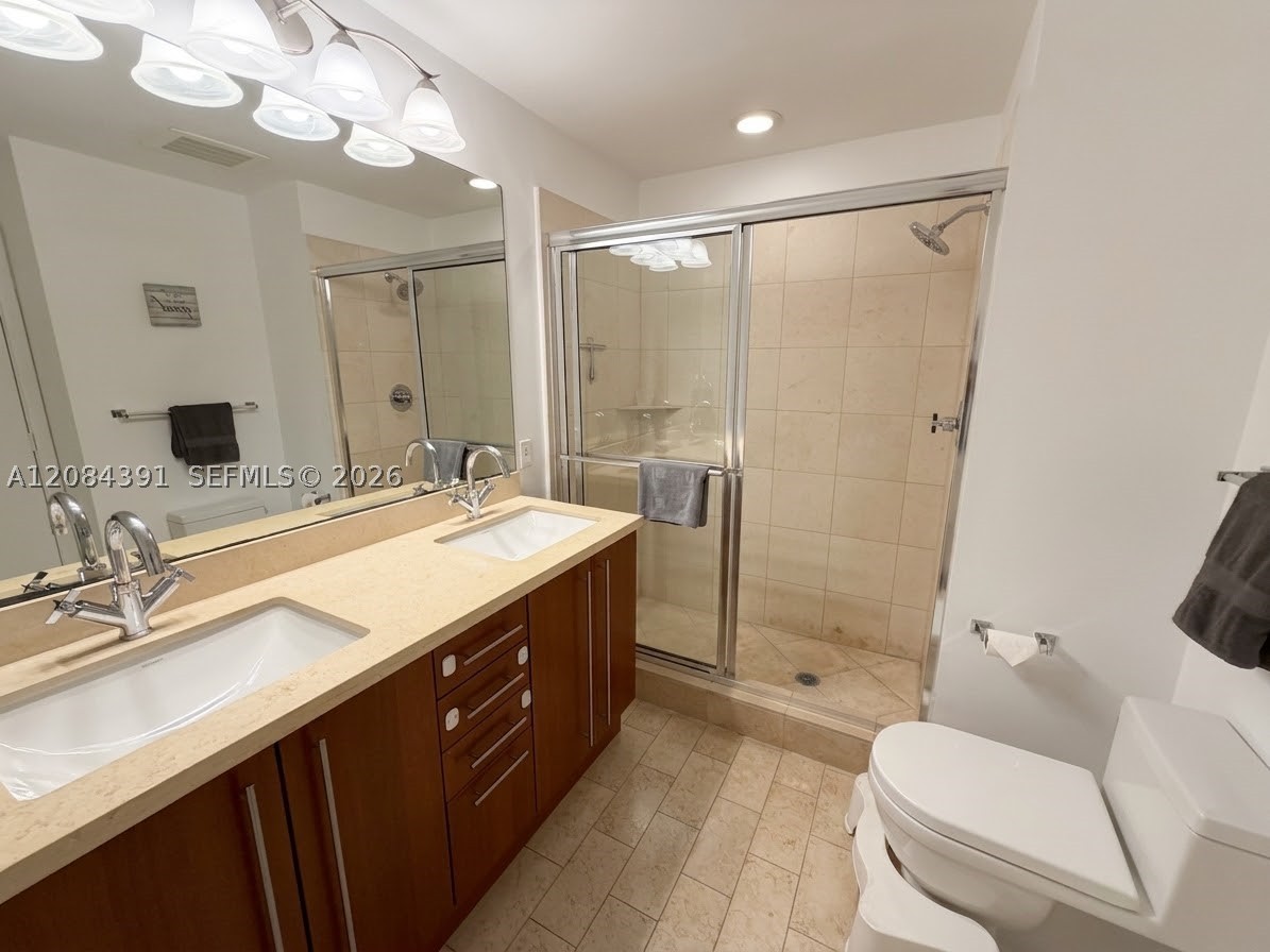 79 SW 12th St #2410-S, Miami FL 33130