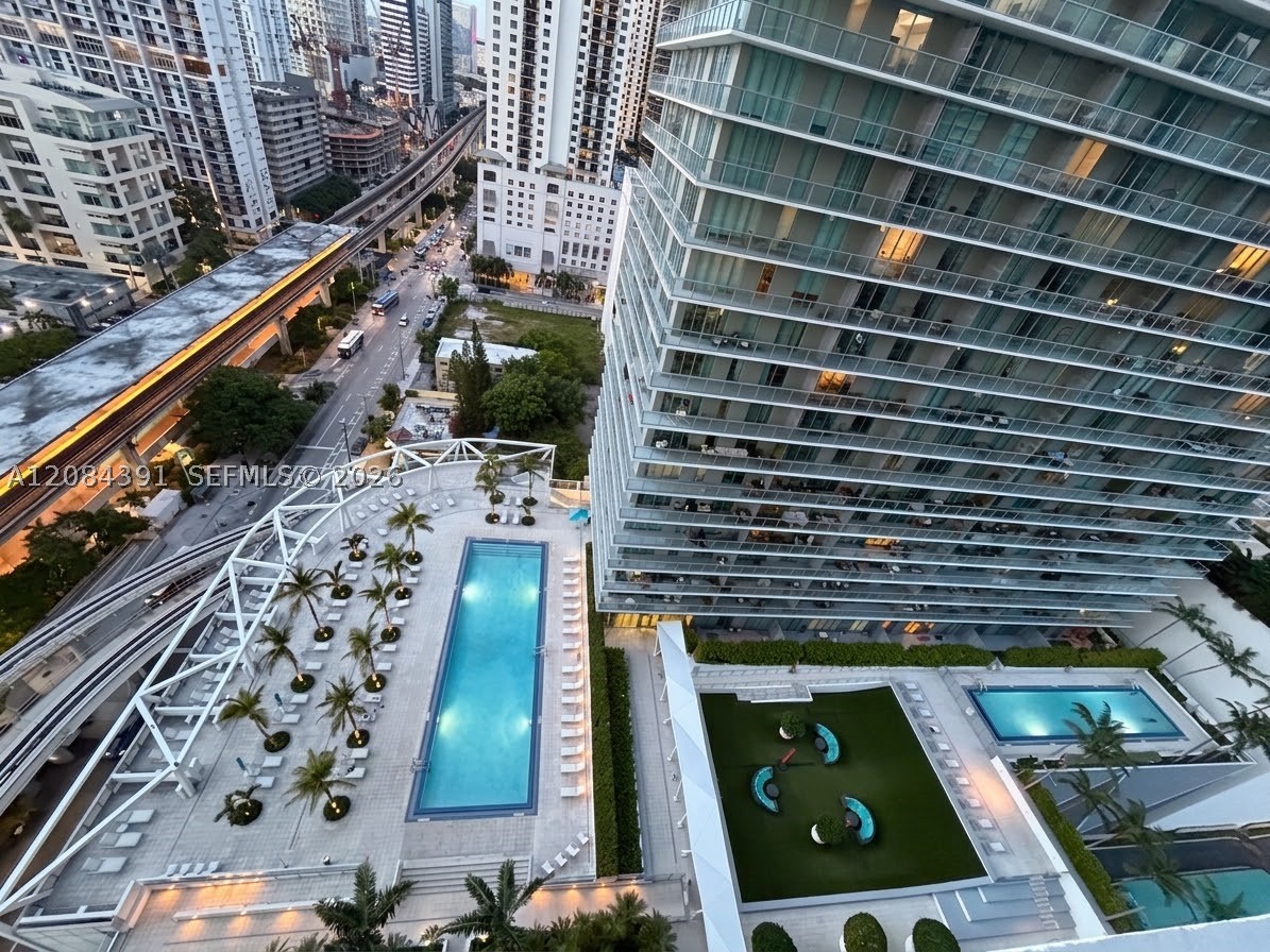 79 SW 12th St #2410-S, Miami FL 33130