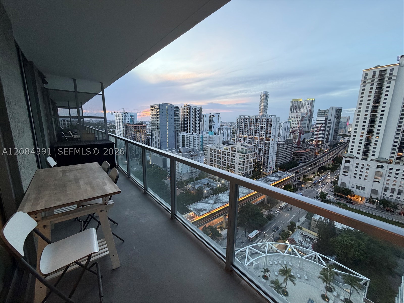 79 SW 12th St #2410-S, Miami FL 33130