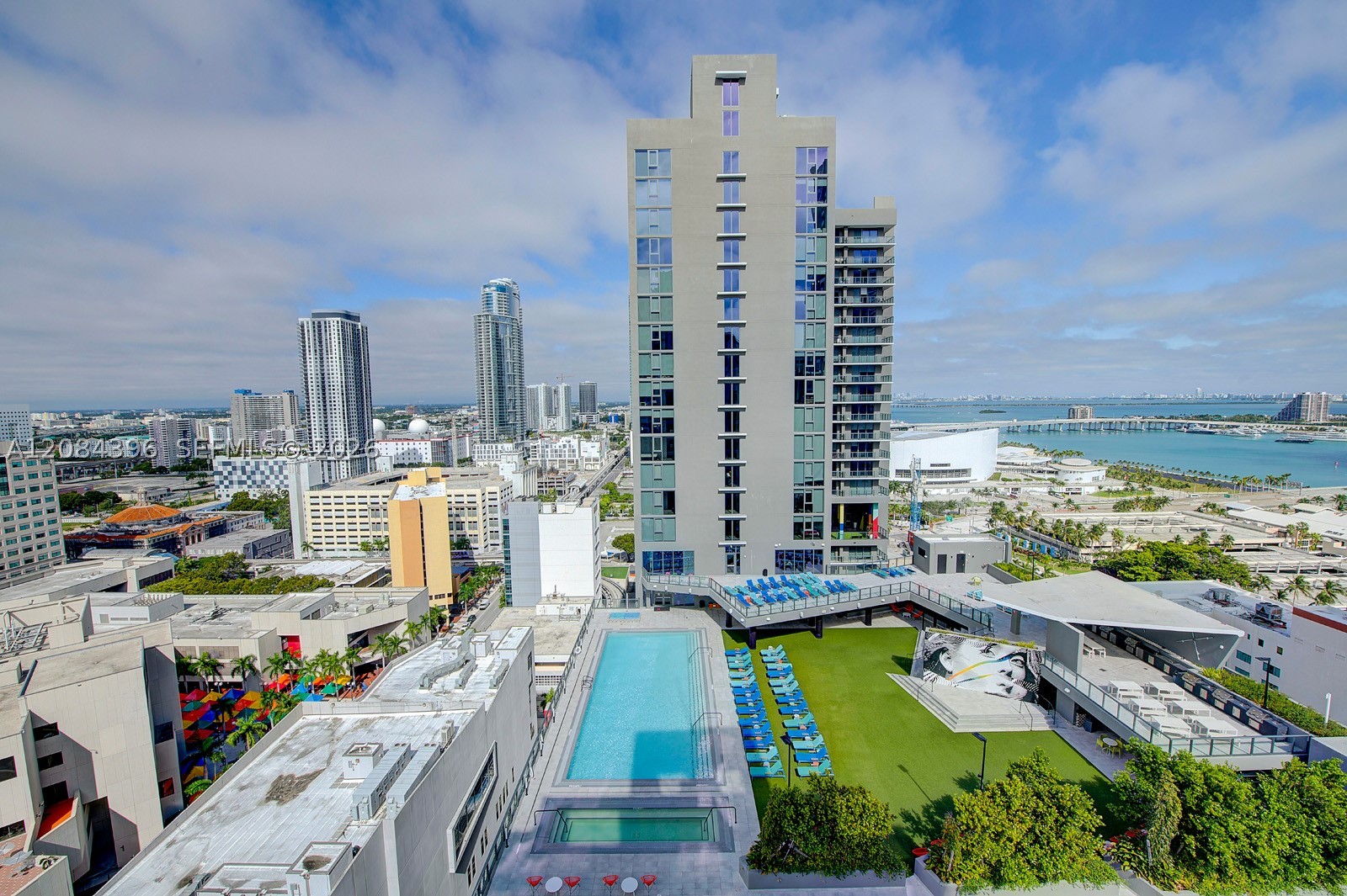 234 NE 3rd St #UPH01, Miami FL 33132